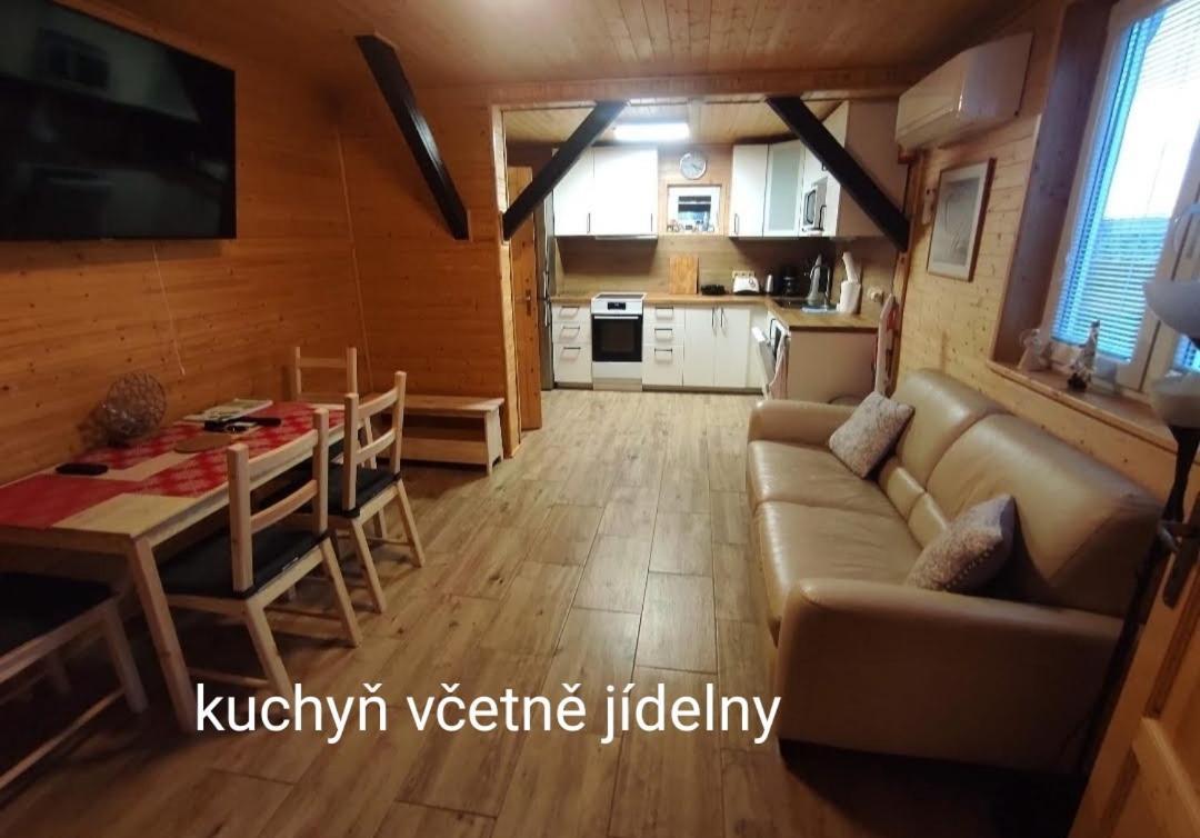 Apartmanova Chata Secanda S Bazenem, U Secske Prehrady Exterior photo