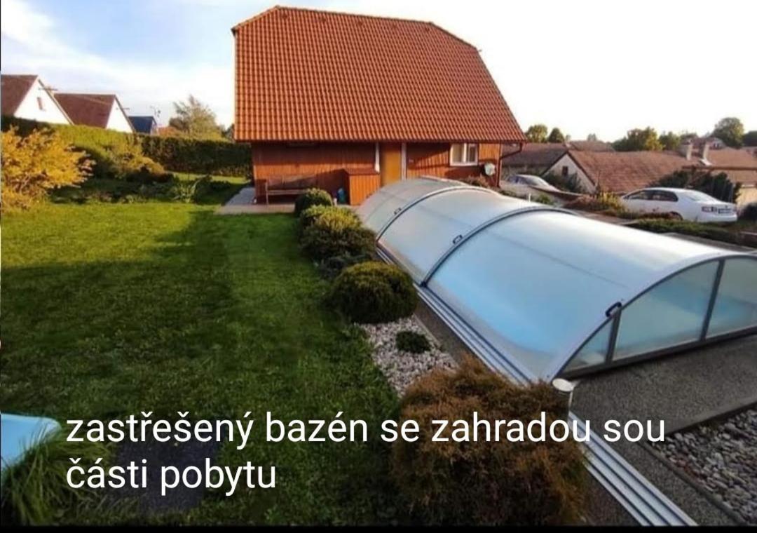 Apartmanova Chata Secanda S Bazenem, U Secske Prehrady Exterior photo